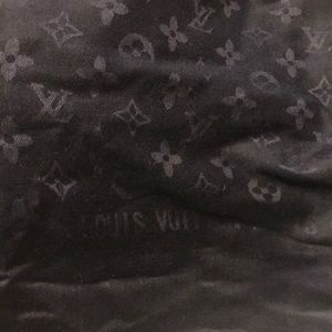 Louis Vuitton Accessories - Louis Vuitton Scarf Louis Vuitton Accessories - Louis Vuitton Scarf